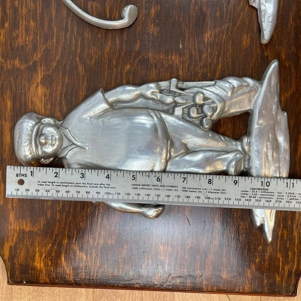 Vintage 3D Golf Wall Plaque Large Wood & Pewter Metal Figures 33.5